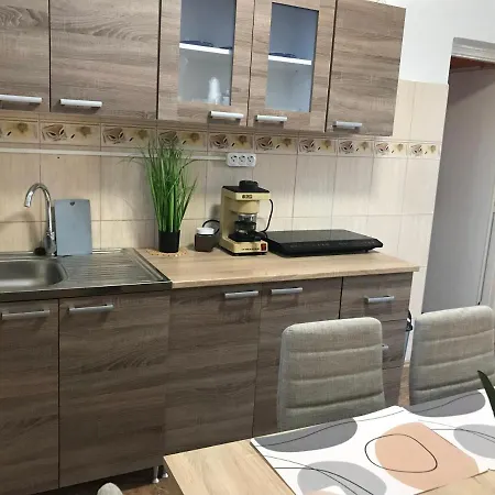 Summer Apartman